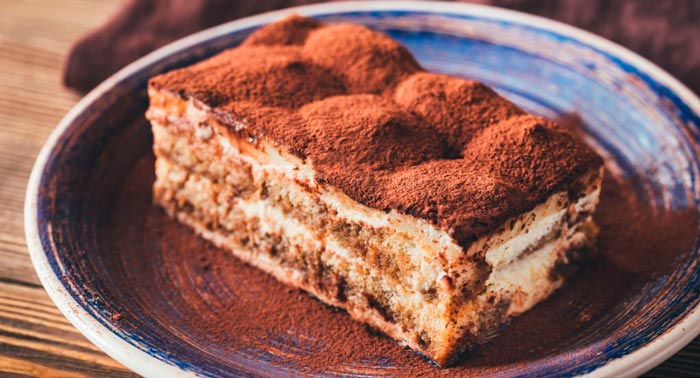 Menú Italiano para llevar o tomar: 1 Entrante + 2 Pastas + Botella Vino + Postre