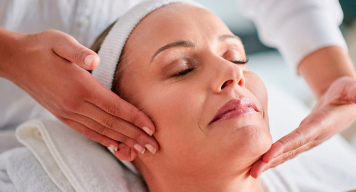 Regala Tixel esta Navidad: Tecnología de vanguardia para el rejuvenecimiento facial.