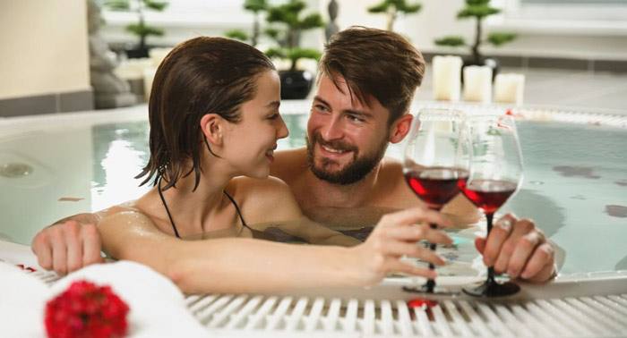 Regalo por San Valentín: 1 Noche + Desayuno + Cena + Spa 45 Min + Detalle en Hotel Rodalquilar