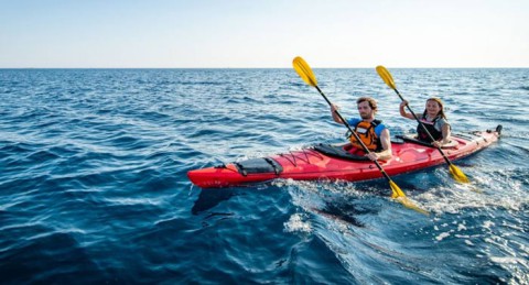 ¡Navega por Motril y diviértete! Para 2 personas: Alquiler Kayak o Paddle Surf
