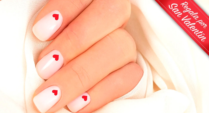 Manicura San Valentín con Esmaltado Permanente + Masaje de Manos en Azahara Moreno