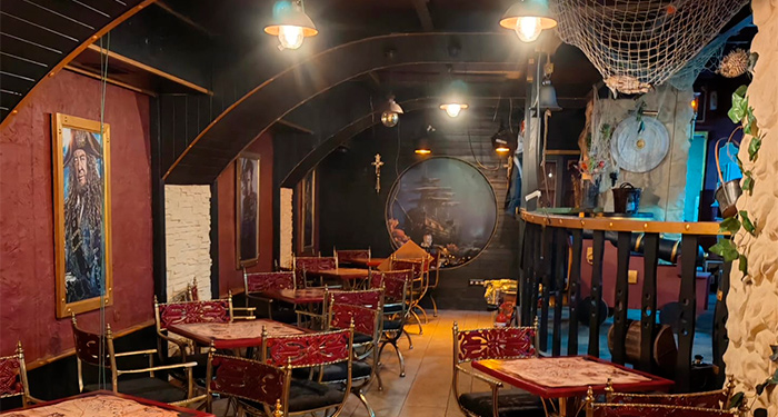 Carnaval Veneciano en Restaurante Isla Tortuga: Cena y Noche de Fiesta con Espectáculo