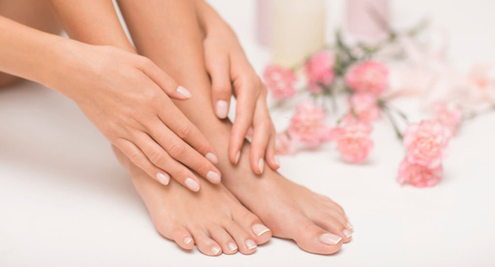 Uñas Perfectas: Manicura o Pedicura con Esmaltado Permanente