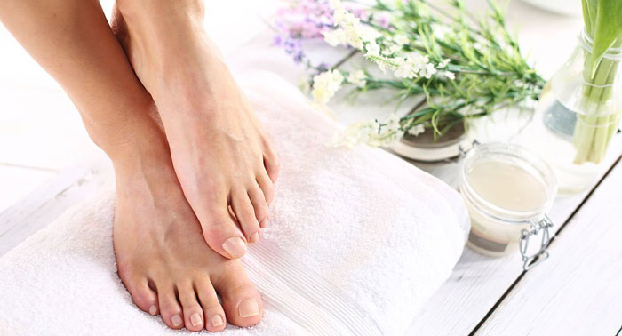 Uñas Perfectas: Manicura o Pedicura con Esmaltado Permanente