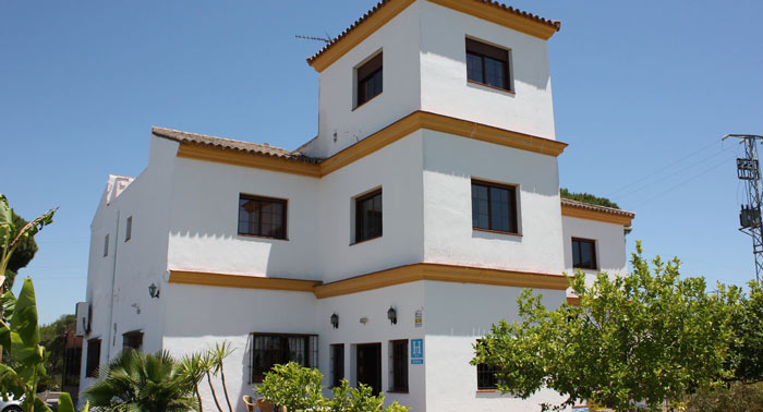 ¡Enamórate de Arcos de la Frontera! 2 Noches + Desayuno + Detalle en Hostal Rural La Plata