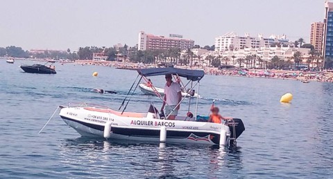 ¡¡A navegar!! Hasta 6 pax: Alquiler de barco de 1.30h + Foto, sin necesidad de tener titulación