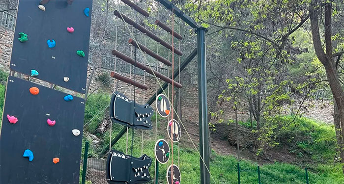 Aventura en Familia: Parque de Aventura de Laujar + Escuela de Bosque