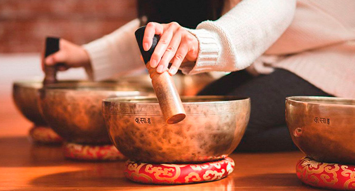 Regálate Bienestar con esta: Terapia Grupal de Sonoterapia 