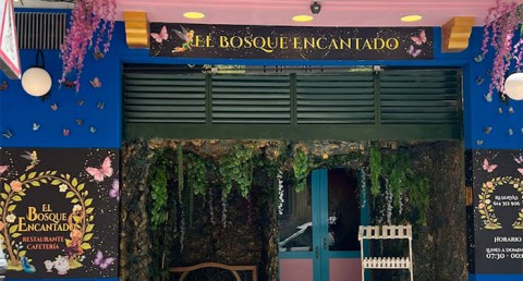 Celebra la Feria del mediodía en el Restaurante El Bosque Encantado: 4 Bebidas y 4 tapas 