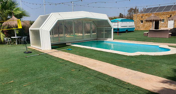 OFERTA ÚLTIMA HORA: Escapada Rural de Lujo en el Desierto con Piscina para hasta 13 Pax