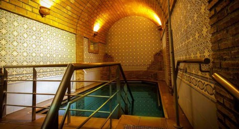 ¡Planazo para 2 pax! Circuito Termal + Comida o Cena en el Balneario de Alhama de Almería