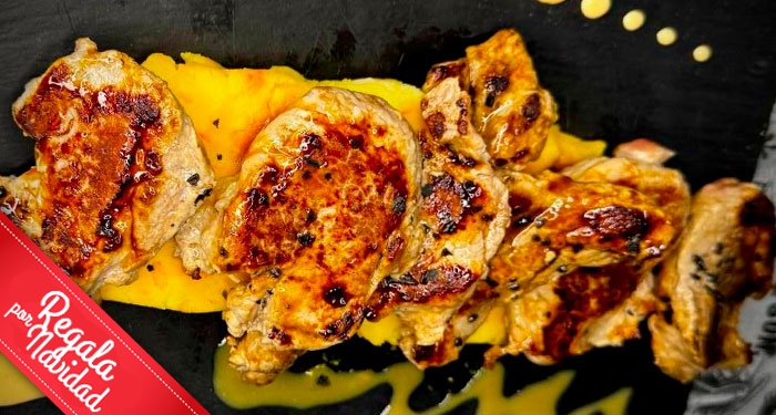 ¡Planazo en pleno centro! 2 Bebidas + 2 Tapas + 1 Ración a elegir 