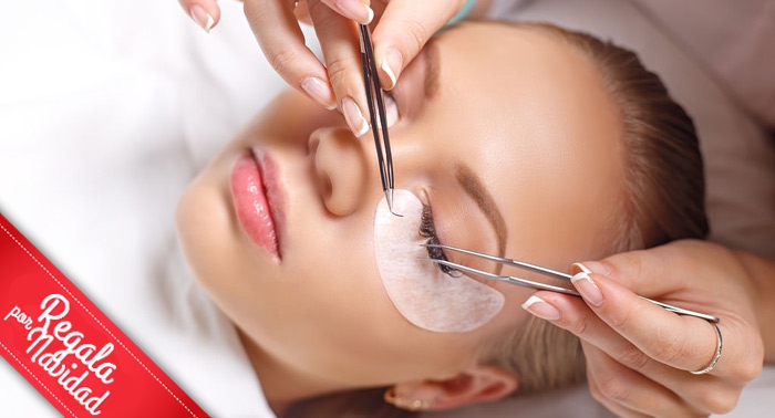 Luce unas pestañas más largas y voluminosas gracias a la extensión de pestañas pelo a pelo