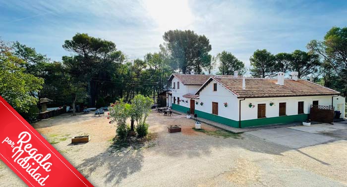 Regala una escapada de aventura y relax: 2 Noches + Botella Vino + 1 Actividad