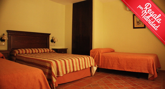 Una magnífica escapada para 2: 1 Noche en Colomera, con Desayuno y Paseo a caballo