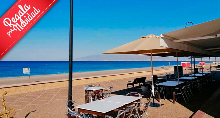 Delicioso Arroz Caldoso con vistas de Cabo de Gata en el acogedor ambiente de La Goleta