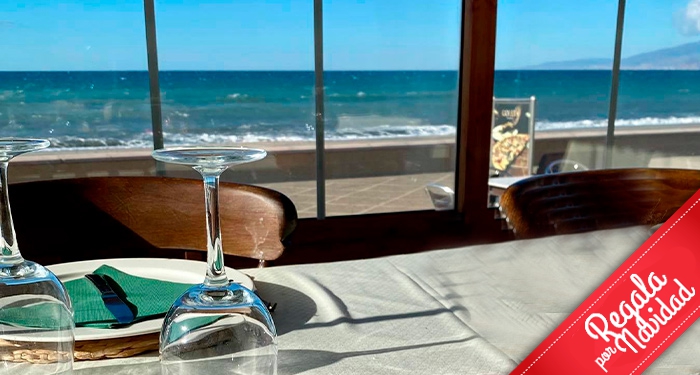 Delicioso Arroz Caldoso con vistas de Cabo de Gata en el acogedor ambiente de La Goleta