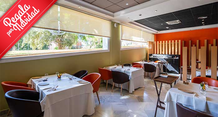 Domingo Romántico: 1 Noche de Alojamiento + Menú Chef Tony Garcia + Botella de cava 