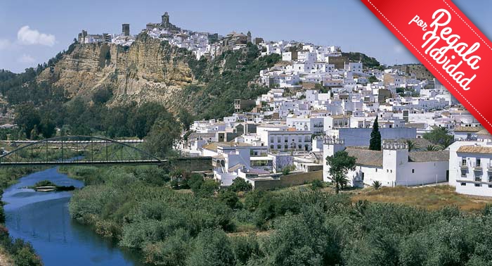 ¡Enamórate de Arcos de la Frontera! 2 Noches + Desayuno + Detalle en Hostal Rural La Plata