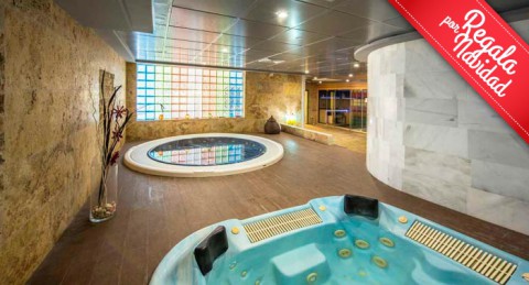 El mejor regalo: 1 Noche + Desayuno + Cena + Spa Wellness de 50 Min + Detalle en la habitación
