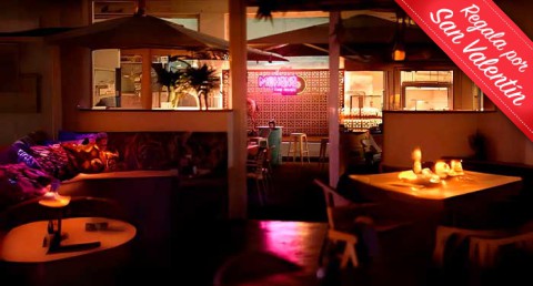 Hoy toca antojo: 2 Hamburguesas + Nachos + 2 Refrescos en Mohana Almería