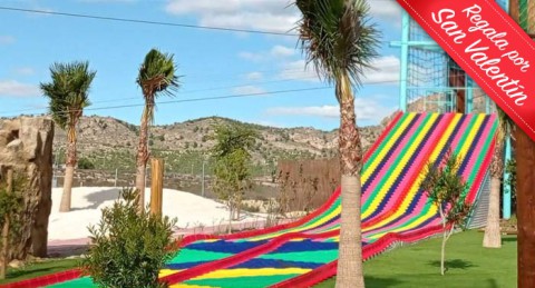 Planazo en familia: Entradas al parque multiaventura Murapark + Tirolina Ilimitada + Coche Ovni
