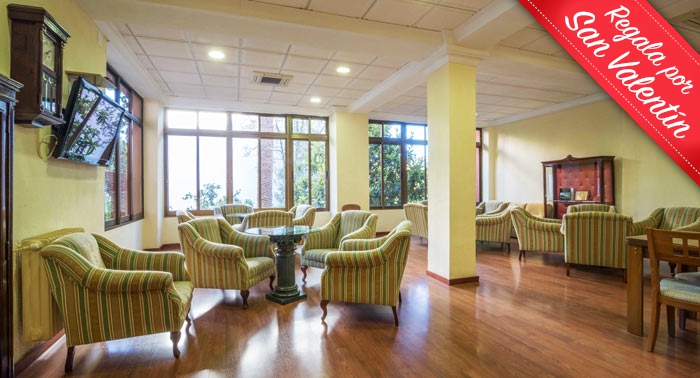 Escapada a Lanjarón: 1 Noche + Desayuno Tipo Americano en Hotel Andalucía