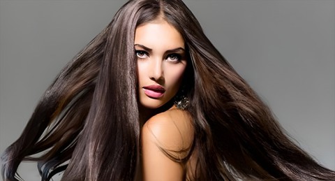 Laminado Capilar + Peinado en Peluquería Azahara Moreno: ¡Adiós al encrespamiento!