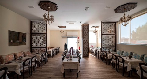 ¡El Mejor regalo! Menú Degustación Árabe-Mediterráneo para dos personas. 