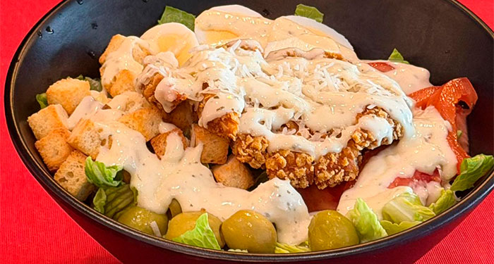 Descubre los sabores de Georgia: 1 Entrante + 1 Principal + 2 Bebidas en La Uva Roja