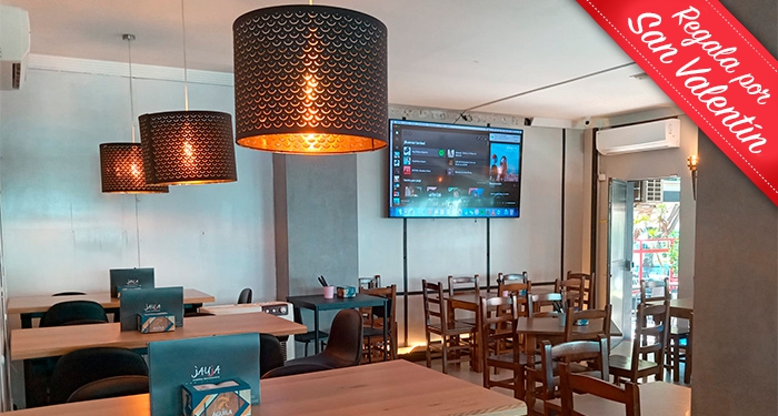 Delicioso Planazo: 2 Hamburguesas en pan bañado en oro + Patatas + 2 Bebidas en Jauja