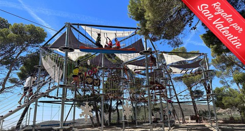 Planazo en familia: Entradas al Parque de Aventura de Enix con más de 50 retos y 2 tirolinas