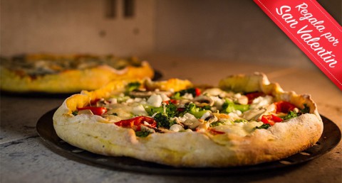 El sabor de la tradición de Italia: 1 Entrante + 2 Pizzas + 2 Postres + 2 Bebidas