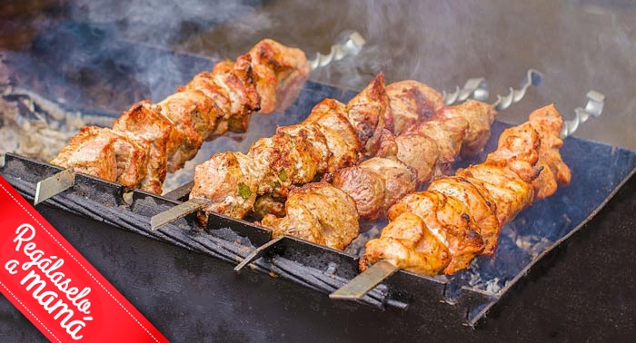 Cautiva a tus sentidos con este sorprendente Menú Árabe con vistas a la Alcazaba de Almería