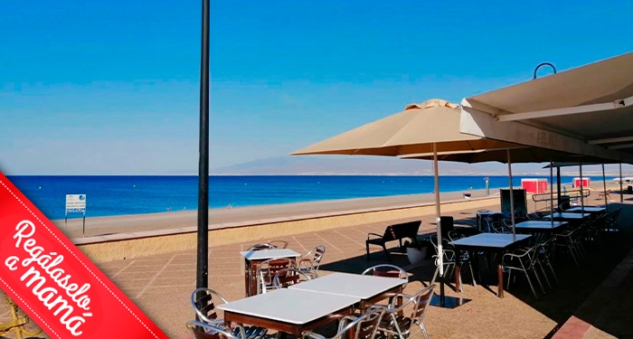 Delicioso Arroz Caldoso con vistas de Cabo de Gata en el acogedor ambiente de La Goleta