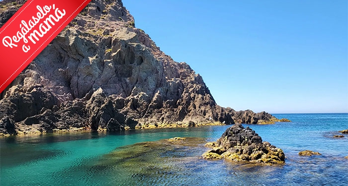 Ruta en Barco Privada para hasta 9 pax de 2h Playa de los Muertos, Aguamarga + Fotos + Cava