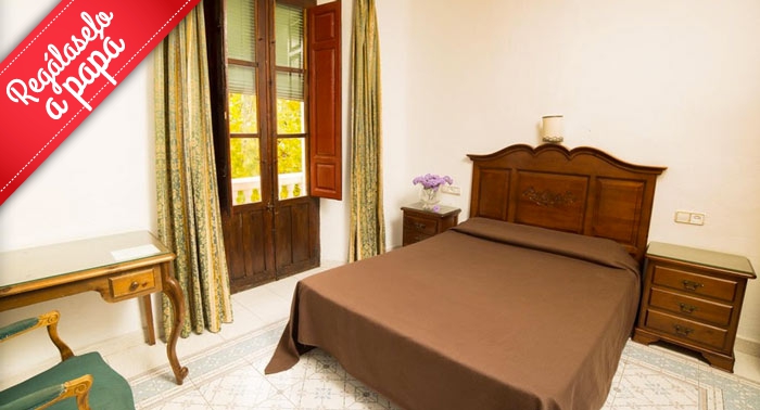 ¡Enamórate de Lanjarón! 1 Noche + Desayuno + Detalle en Hotel España Balcón de Lorca