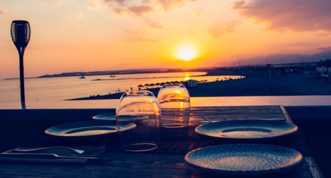 Maracas Restaurant & Lounge Club: Entrantes + Arroz + Postre + Bebidas para 2 pax