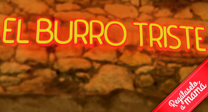 ¡Menú TexMex para 2 o 4 en El Burro Triste! Burritos, Encuerados o Ensaladas + Nachos + Bebidas