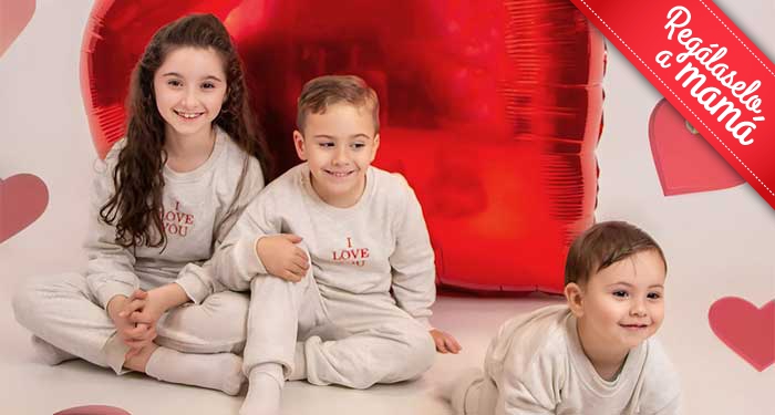 Regalo original e inolvidable para Mamá: Sesión Fotográfica Profesional en Familia