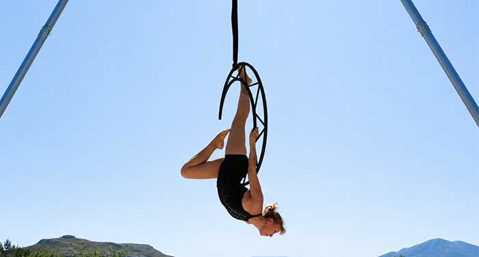 Una experiencia única: Bono de 4 u 8 clases de Danza aérea con telas, aro y trapecio