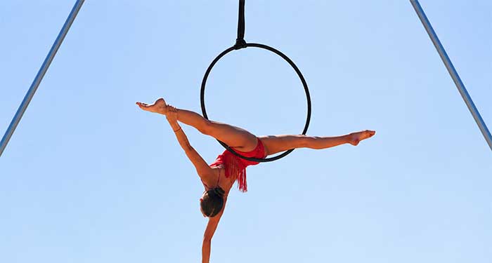 Una experiencia única: Bono de 4 u 8 clases de Danza aérea con telas, aro y trapecio