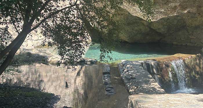 Finde en La Alpujarra para 4 pax: 2 Noches + Leña + Vino y Bombones y Pack Bienvenida