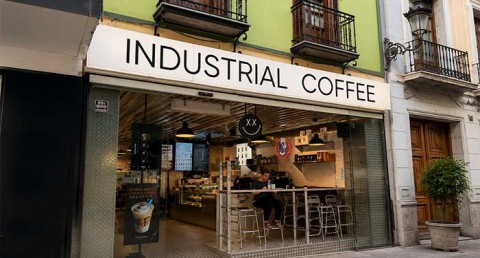 Deliciosa Merienda en pleno centro en Industrial Coffee